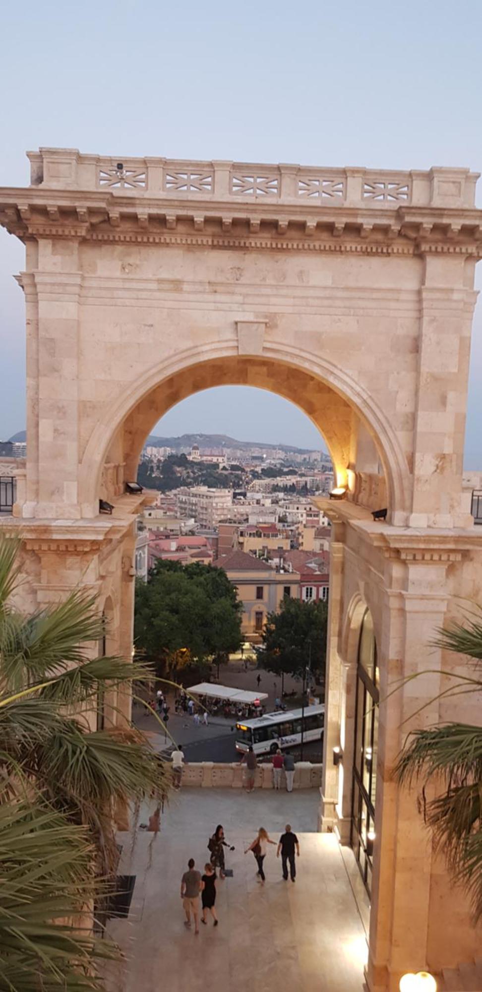 Eva Luxury Suite Cagliari Exterior photo